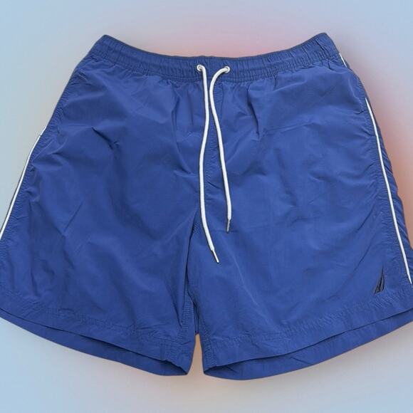 NAUTICA Men’s Large Blue Swim Trunks - Picture 1 of 3